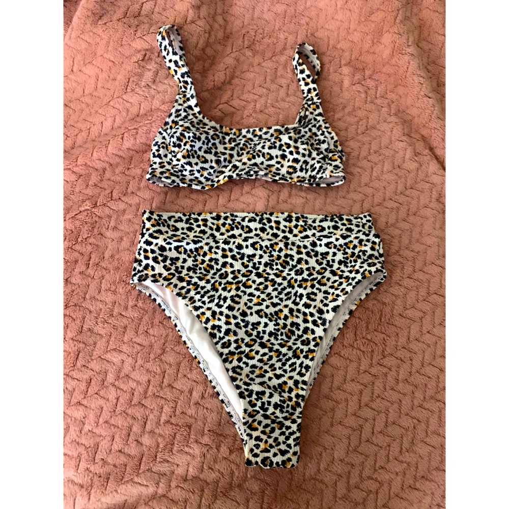 Bathing suit